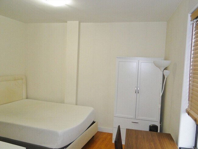 Foto del edificio - 42 Beach St