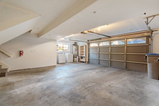 Photo - UPGRADED TOWNHOME OFFERS UTMOST CONVENIENCE