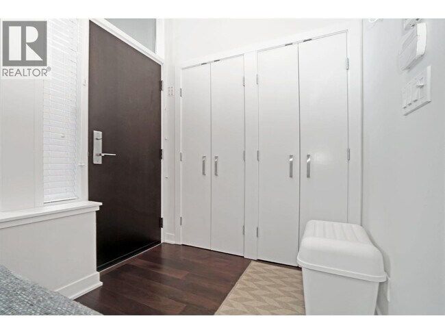 Photo du bâtiment - 1045 Richards St