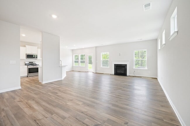 Building Photo - 13012 Lannister Dr