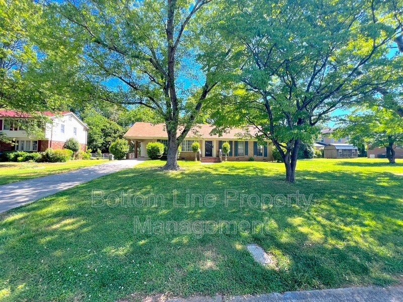 Primary Photo - 5937 Haddington Dr