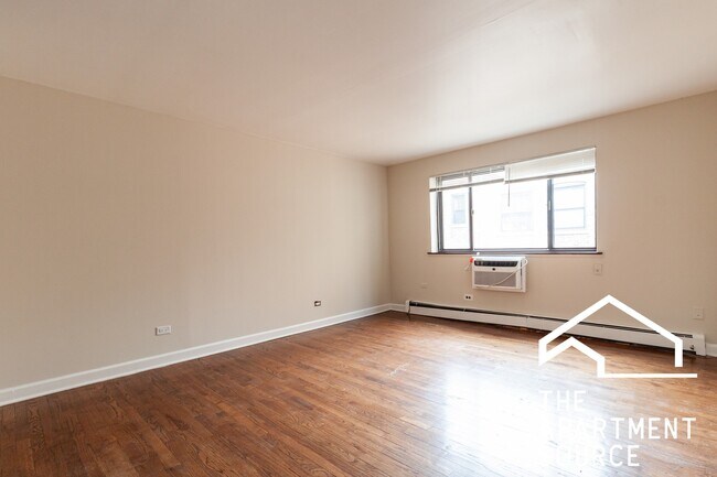 Foto del edificio - 6011 N Winthrop Ave