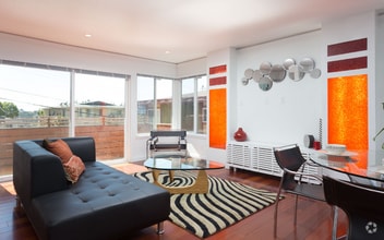 Building Photo - 8069 Greenridge Dr