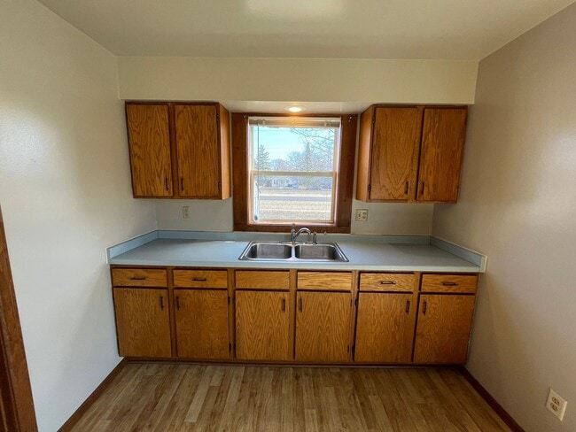 Foto del edificio - 622 Grand St