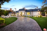 Primary Photo - 809 N Rodeo Dr