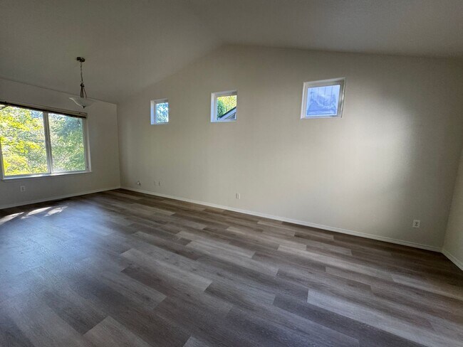 Foto del edificio - 6846 SE Reedville Creek Dr