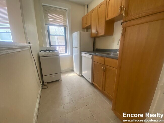 Foto del edificio - 364 Riverway