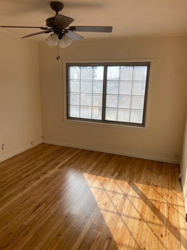 Foto del edificio - 10225 S 8th Ave