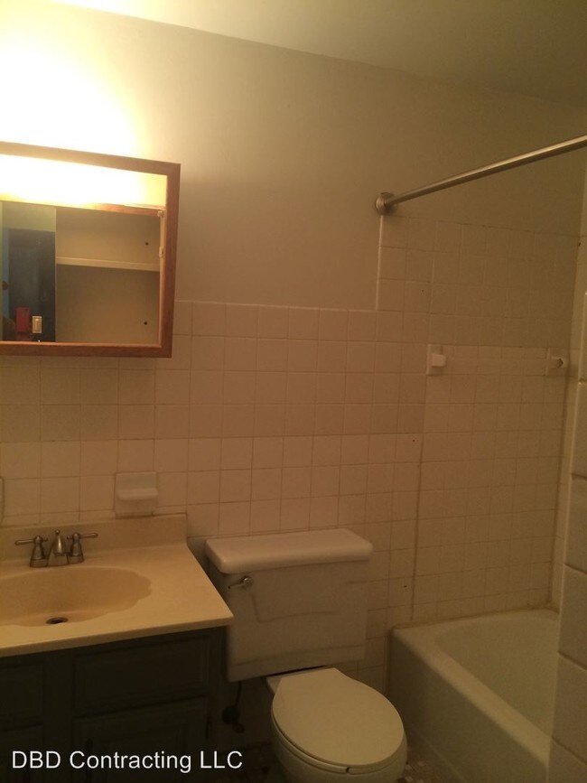 Building Photo - 2937 Westbrook Dr