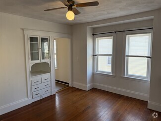 Building Photo - 23 Marlborough Rd