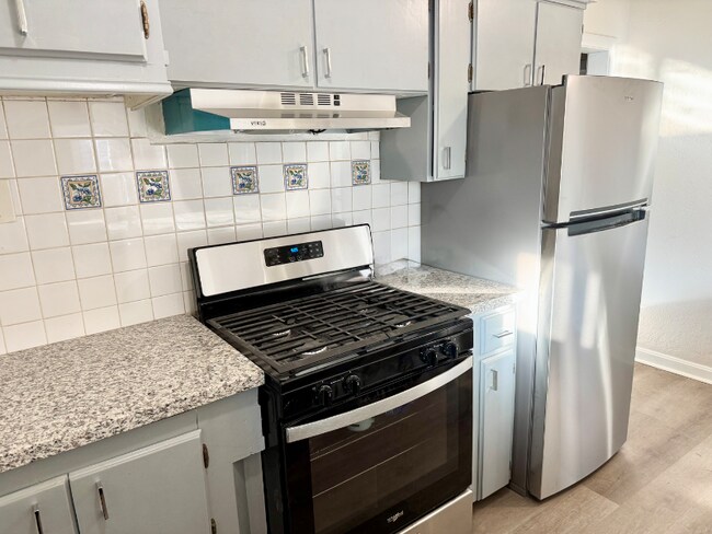 Foto del edificio - 2840 Belden St