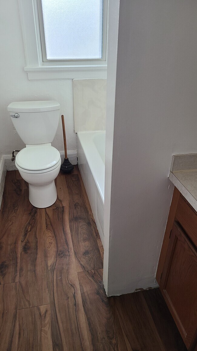 Foto del edificio - 407 E Ross Ave