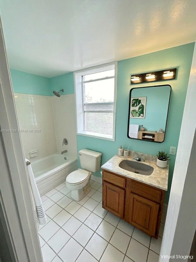 Foto del edificio - 1010 Seaway Dr