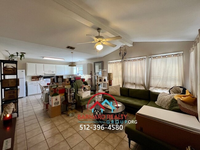 Building Photo - 1011 W Bluebonnet Dr