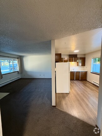 Building Photo - 10401 66th Ave E