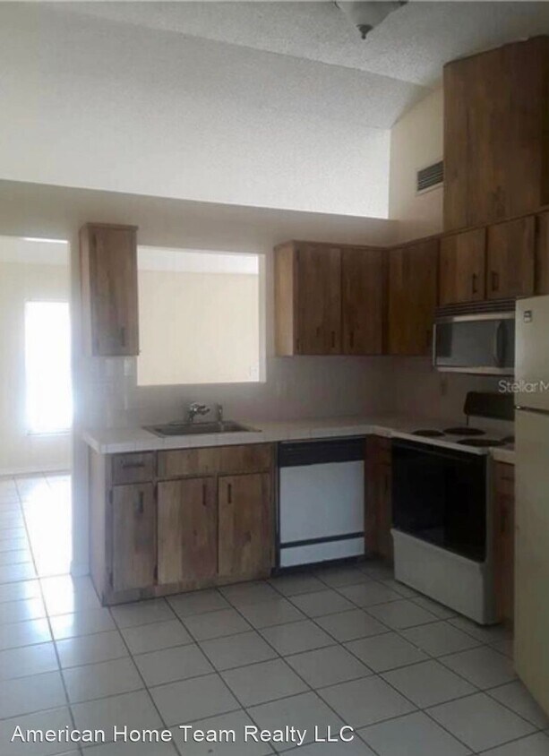 Building Photo - 2 br, 2 bath House - 2714 Adela Ave