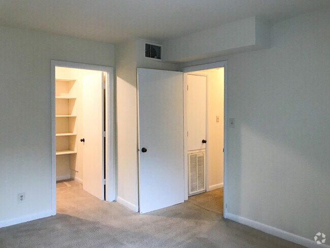 The Block Apartments Charlotte, NC