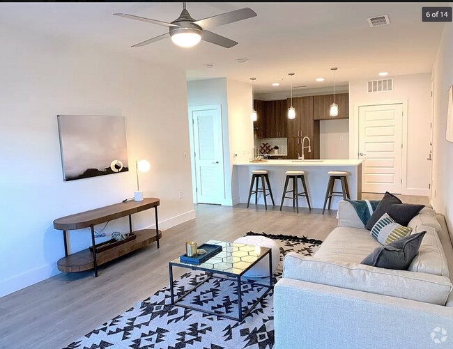 Forest Hills Apartments for Rent with Hardwood Floors Austin, TX 7