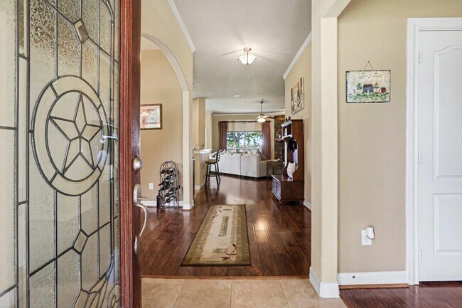 Foto del edificio - 6615 Crystal Forest Trail