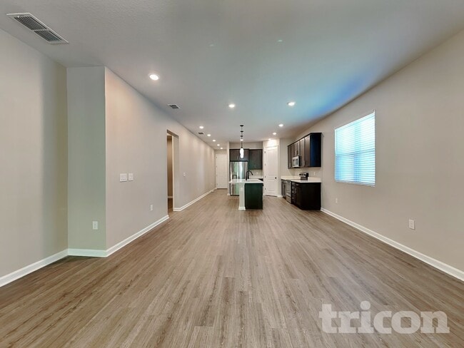 Building Photo - 5725 Arlington River Dr.
