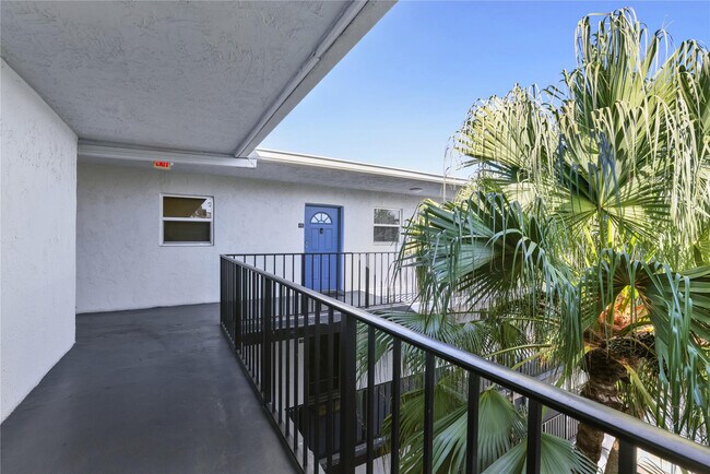 Foto del edificio - 2800 Somerset Dr