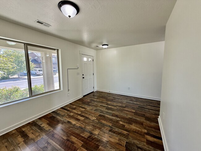 Foto del edificio - 722 S Willow Park Dr
