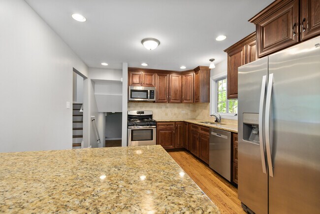 Foto del edificio - 433 Hackberry Rd