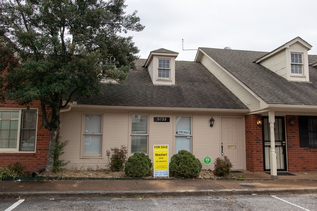Building Photo - 5733 Nanjack Cir