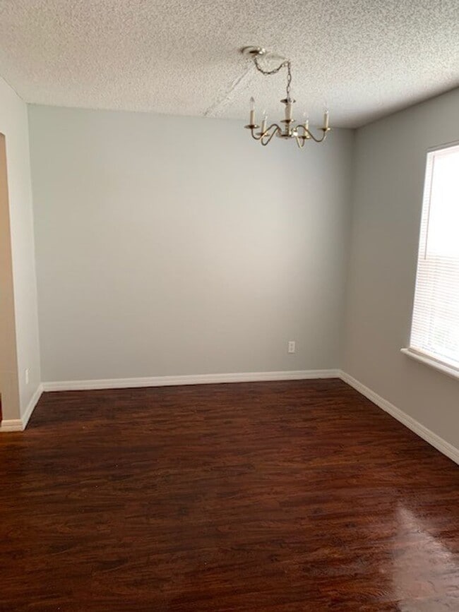 Foto del edificio - 2/2 Condo Available Now!