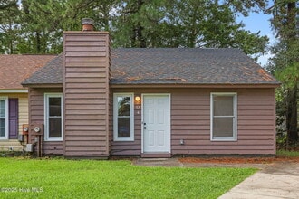 Building Photo - 204 Corey Ct