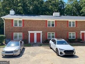 Building Photo - 74 Mt Moriah Rd