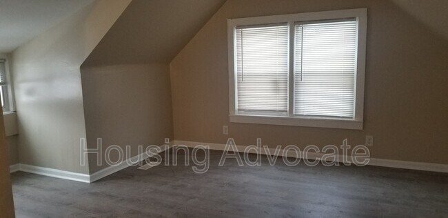 Building Photo - 2442 N 53rd St