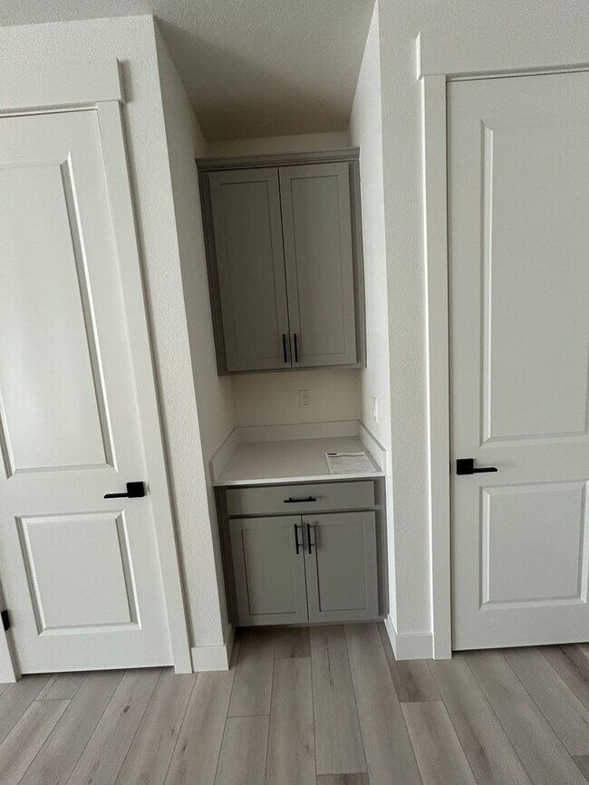 Foto del edificio - Stylish New Home Surrounded by Greenbelts and Outdoor Recreation