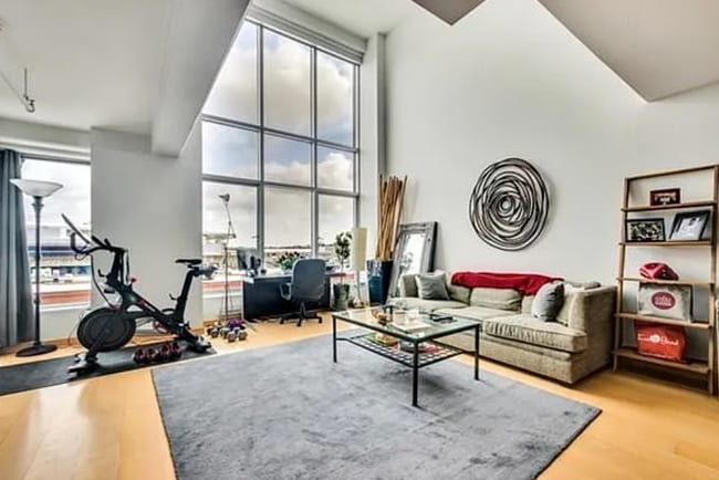 Foto del edificio - 25 Channel Ctr St