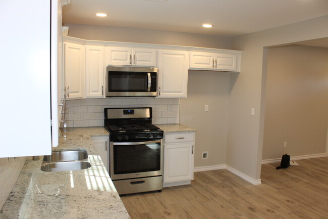 Building Photo - 5908 NW 61st St