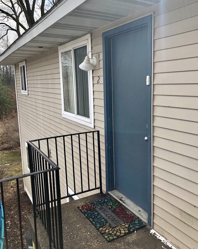 263 Riley St, Holland, MI 49424 House Rental in Holland, MI