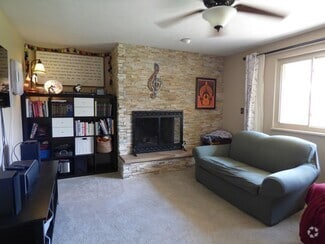 Building Photo - 26 Cornell Dr