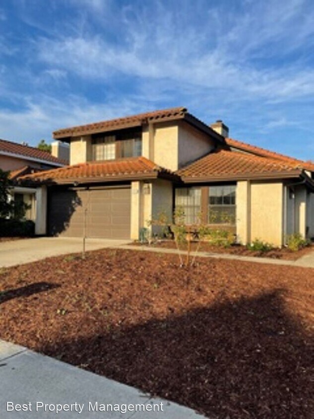 3 br, 2.5 bath House 4845 Mendota Street House Rental in Union City