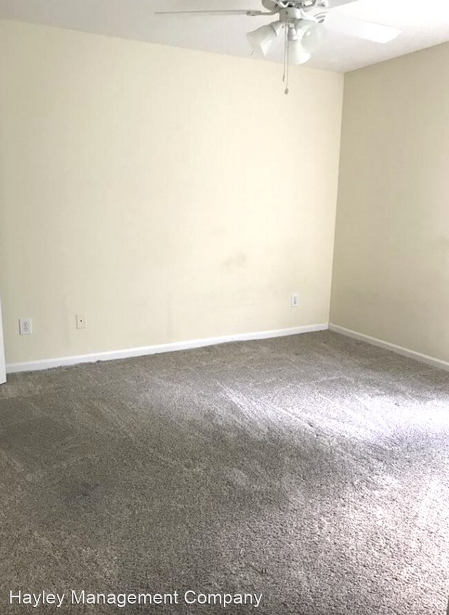 Building Photo - 3 br, 3 bath House - 1950 Panda Court