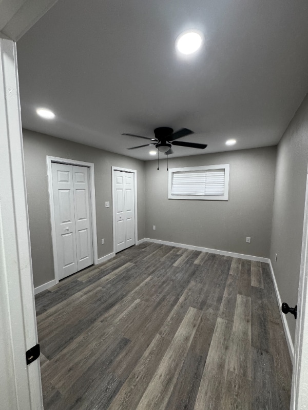 Building Photo - 1728 General Pershing St