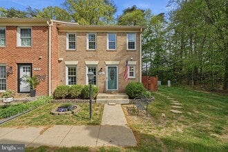 Building Photo - 7381 Jiri Woods Ct