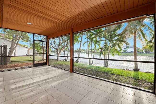 Building Photo - 4332 SW 148th Pl