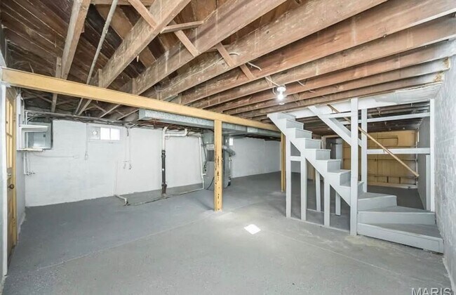 Building Photo - 10071 Diamond Dr