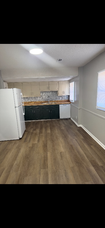 Building Photo - 715 Grandview Ave