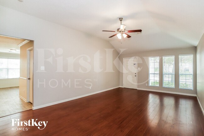 Foto del edificio - 19407 Dawn Canyon Rd