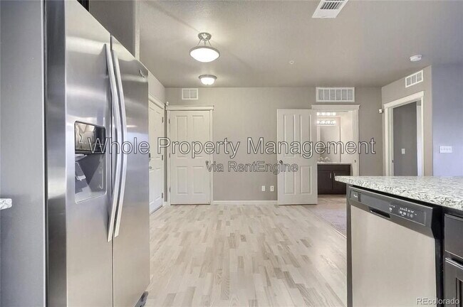 Foto del edificio - 9258 Rockhurst St