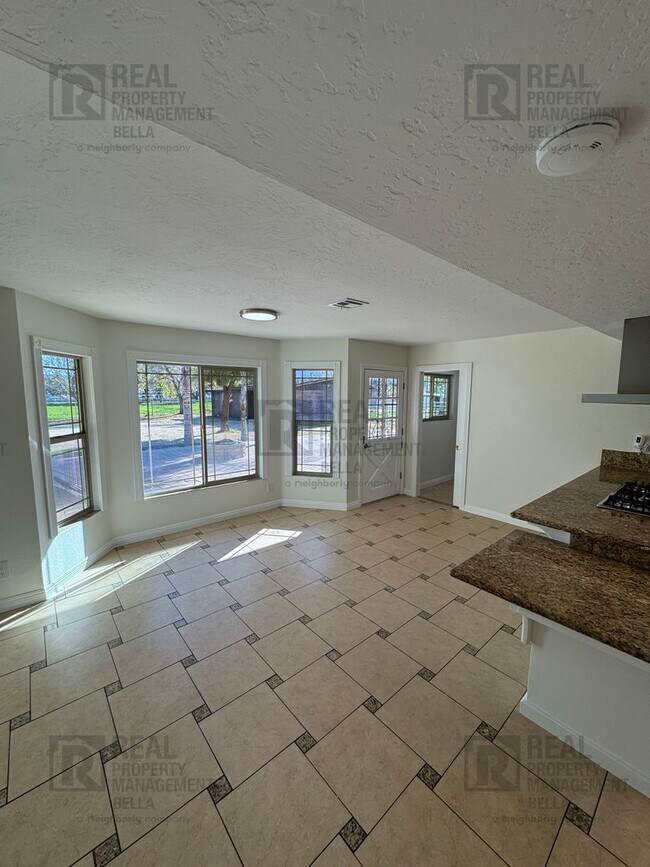 Foto del edificio - 7BR Single-Story Retreat on 2.7+ Acres – Spacious, Sun-Filled Living in Prime Temecula