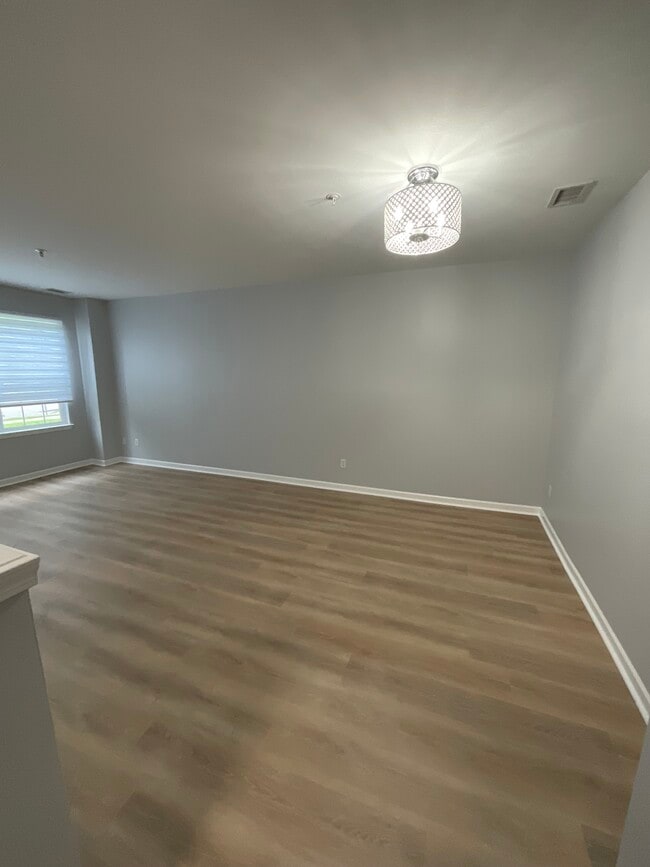 Building Photo - 28937 Whitby Dr