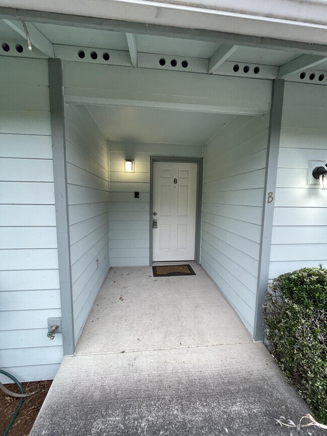 Foto del edificio - 4925 Sunnyside Blvd
