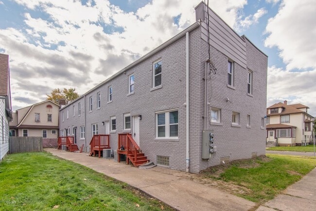 Building Photo - 4503 High St